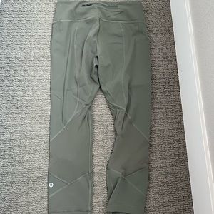 Lululemon crop leggings
